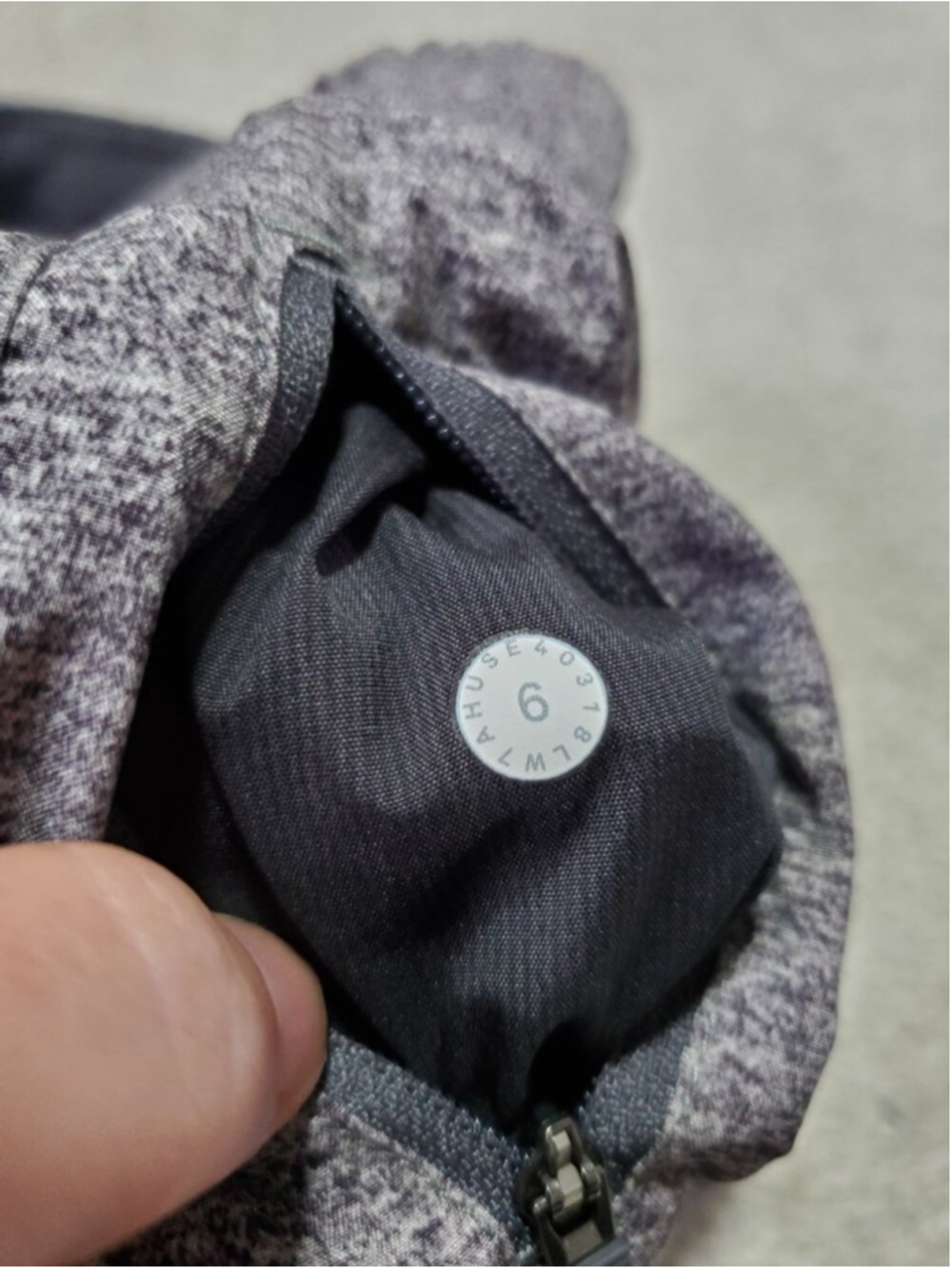 LULULEMON Tracker Short V 3.5" Heathered Black Sz 6 Running Gym Swift Athleisure - Picture 11 of 13